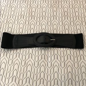 Stretchy belt